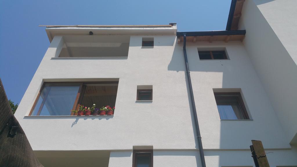 Aste Guesthouse Tropoje 외부 사진